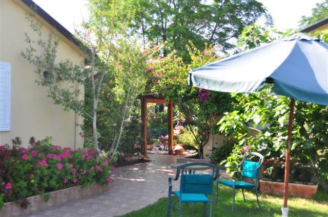 גינה - ספא הדרים סתריה 