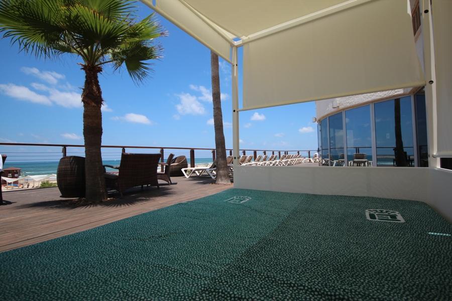  מרפסת המלון - ספא במלון דן אכדיה הרצליה 