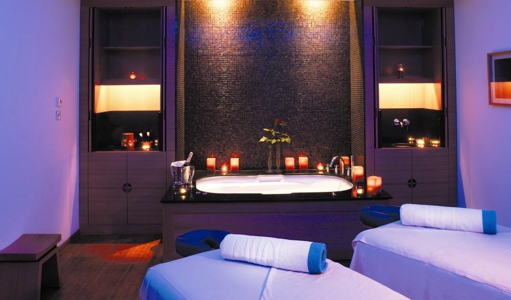  חדר טיפולים עם גקוזי - ספא יערות הכרמל במלון רויאל ביץ אילת