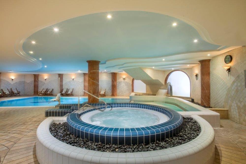 גקוזי - ספא בזלת במלון חוף גיא טבריה 