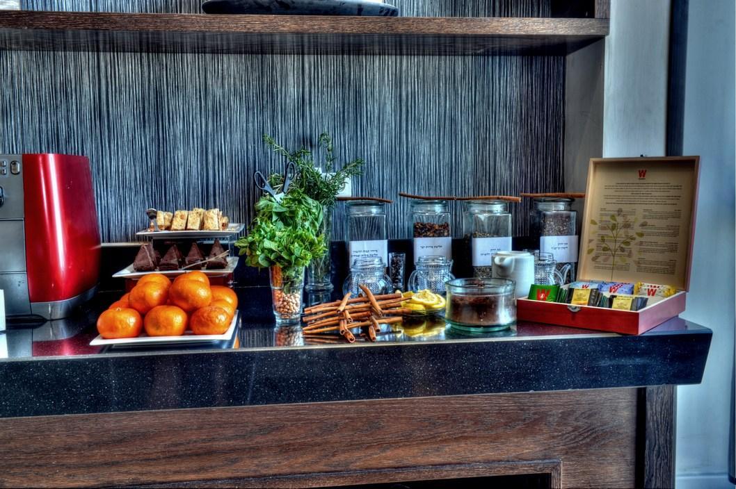  עמדת שתייה וכיבוד קל - ספא קרלטון סיטי נהריה