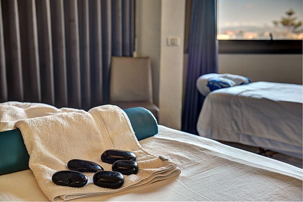   חדר טיפולים זוגי - ספא קרלטון סיטי נהריה