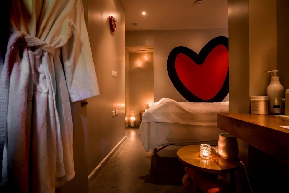 חדר טיפולים זוגי - ספא במלון קוקו תל אביב