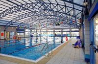  בריכה חיצונית - ספא כפות תמר רמת גן