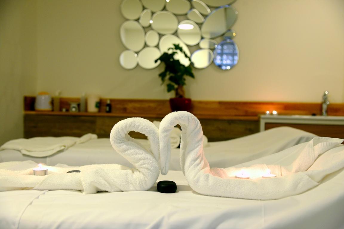  חדר טיפולים זוגי - ספא במלון קומפורט