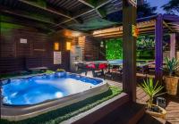  גקוזי חיצוני - אחוזת ברש מושב ברק