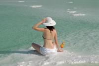 חוף המלון - ספא שיזן במלון ENJOY ים המלח