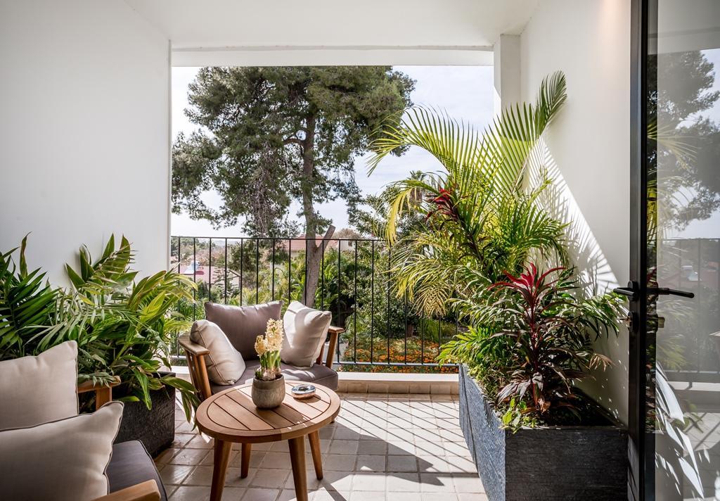  מרפסת בחדר במלון - ספא שייה