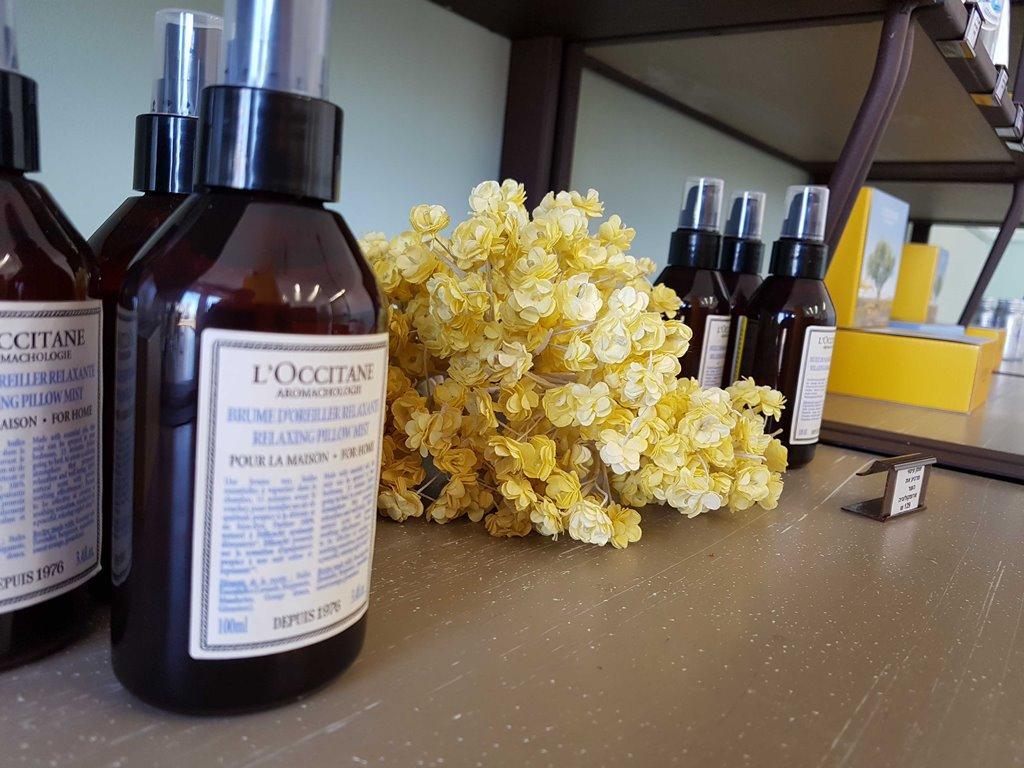  מוצרי טיפוח - ספא לאוקסיטן