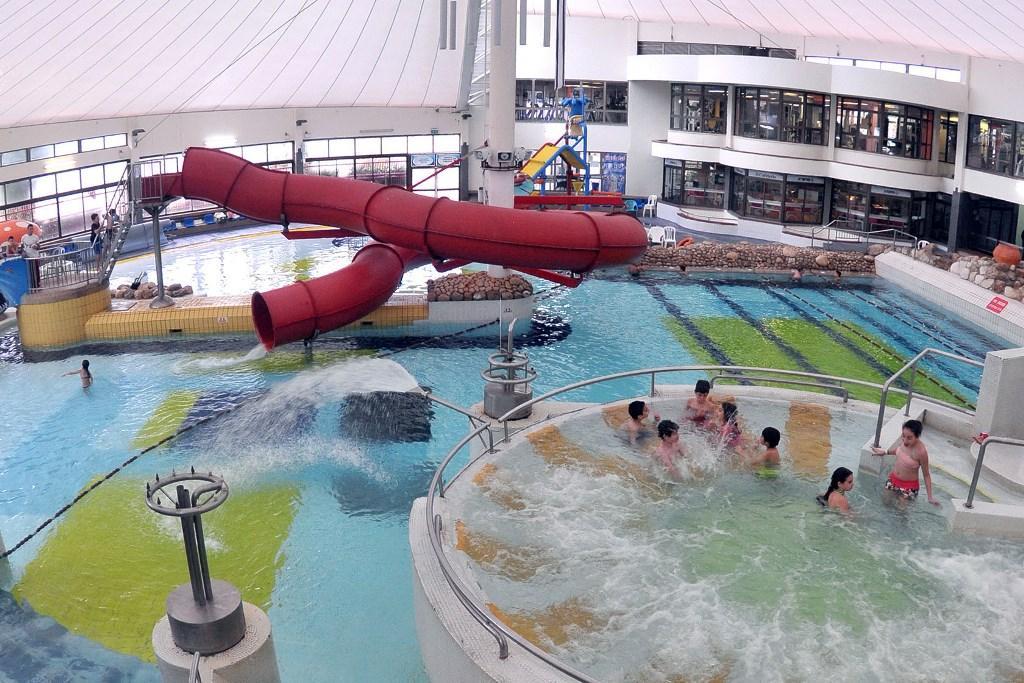 פארק מים - ספא B ימית 2000 חולון