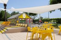  פינות ישיבה בבריכה - ספא במלון דן קיסריה ריזורט 