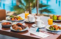 ארוחת בוקר  - אמרלד ספא במלון דן פנורמה תל אביב