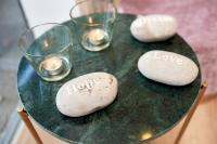  אבנים ונרות לאווירה - מד ספא