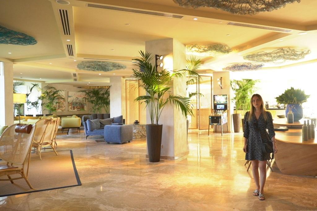 לובי המלון - ספא במלון דן קיסריה ריזורט 