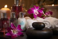  מגבות סבונים ופרחים לאווירה - ספא במלון איילנד נתניה