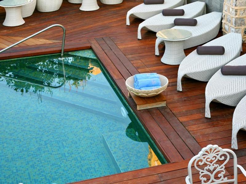  בריכת המלון - ספא במלון אירופה