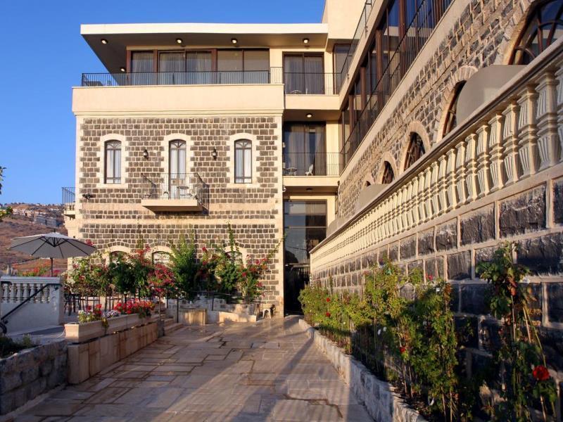  מרפסת המלון - ספא במלון אירופה