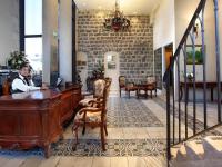  עמדת קבלה במלון - ספא במלון אירופה