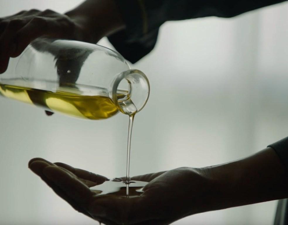  שמנים לעיסוי - ספא במלון ענבל