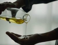  שמנים לעיסוי - ספא במלון ענבל