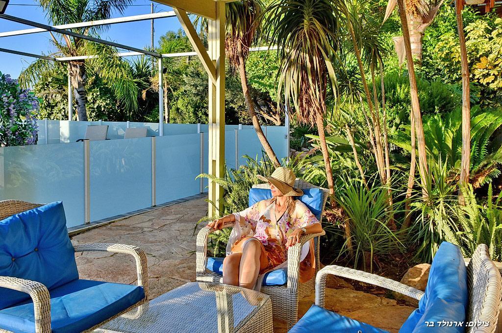 פינת ישיבה במתחם הסוויטות - שאטו פרסטיז