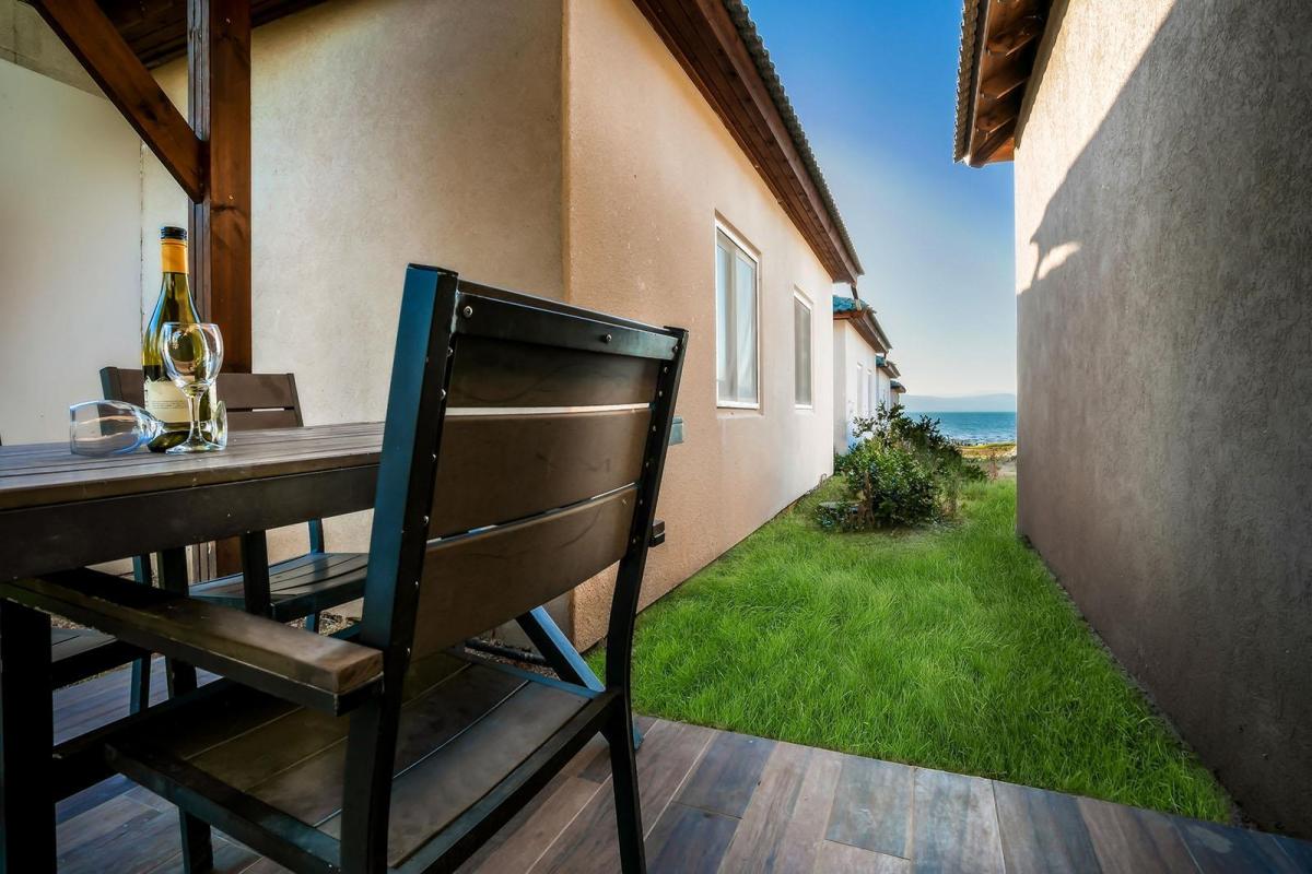  פינות ישיבה מחוץ ליחידות האירוח - כפר הנופש דריה