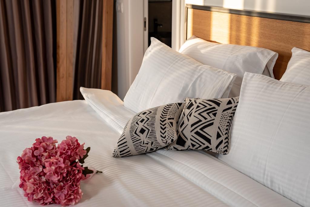   מיטה זוגית מפנקת - ספא במלון ביאזי