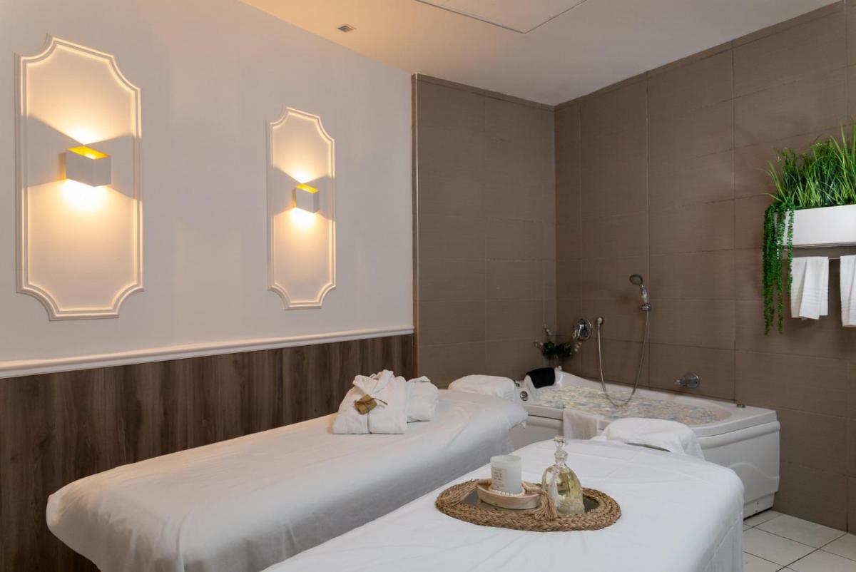 חדר טיפולים זוגי - ארמאנני ספא במלון לאונרדו אשדוד