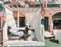 טיפול לאורחת בחוץ - ספא לאוקסיטן