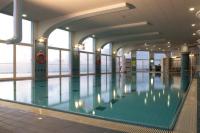   בריכת שחייה - ספא במלון דן תל אביב