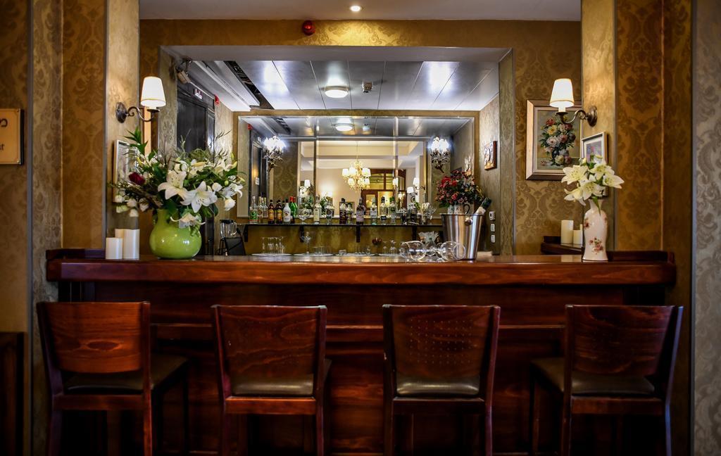 בר משקאות במלון - ספא במלון וילה גליליי צפת