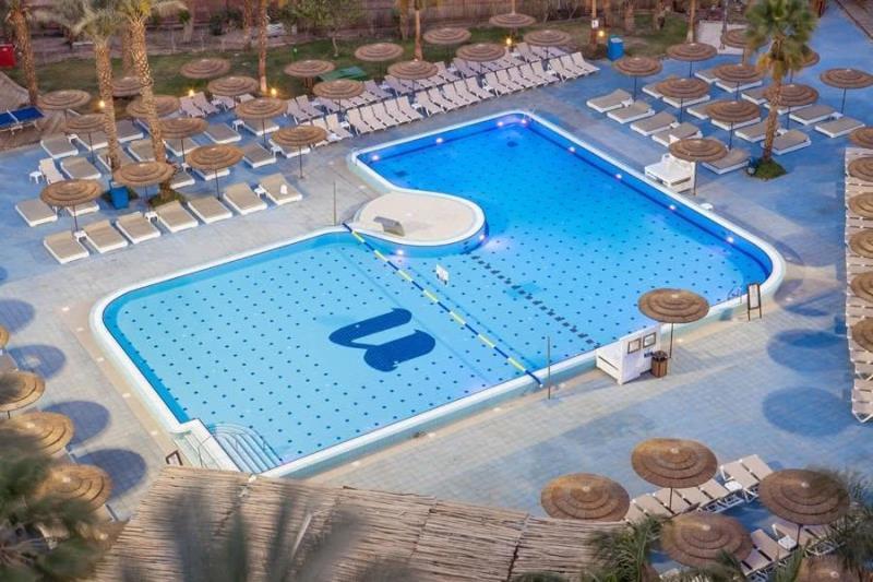   בריכת המלון - ספא יו קורל ביץ אילת