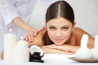   אורחת בעיסוי - ספא גארדן