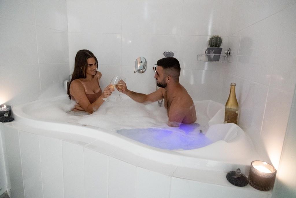  זוג בגקוזי - ספא דה לה מר