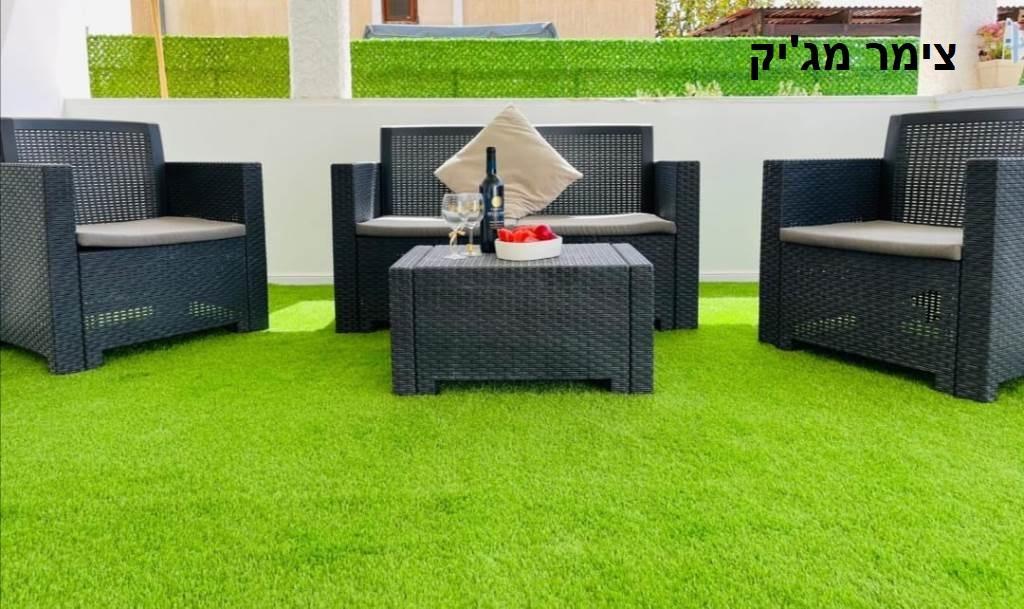  פינות ישיבה בחצר בצימר מגיק - ספא דה לה מר