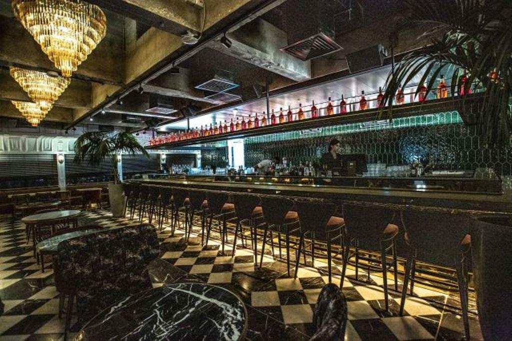 בר משקאות במלון - ספא במלון בובו תל אביב