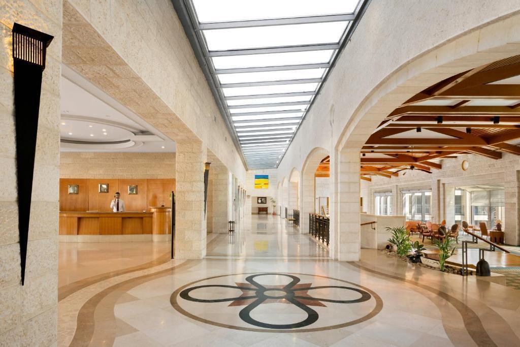  מתחם המלון - ספא גולדן קראון נצרת