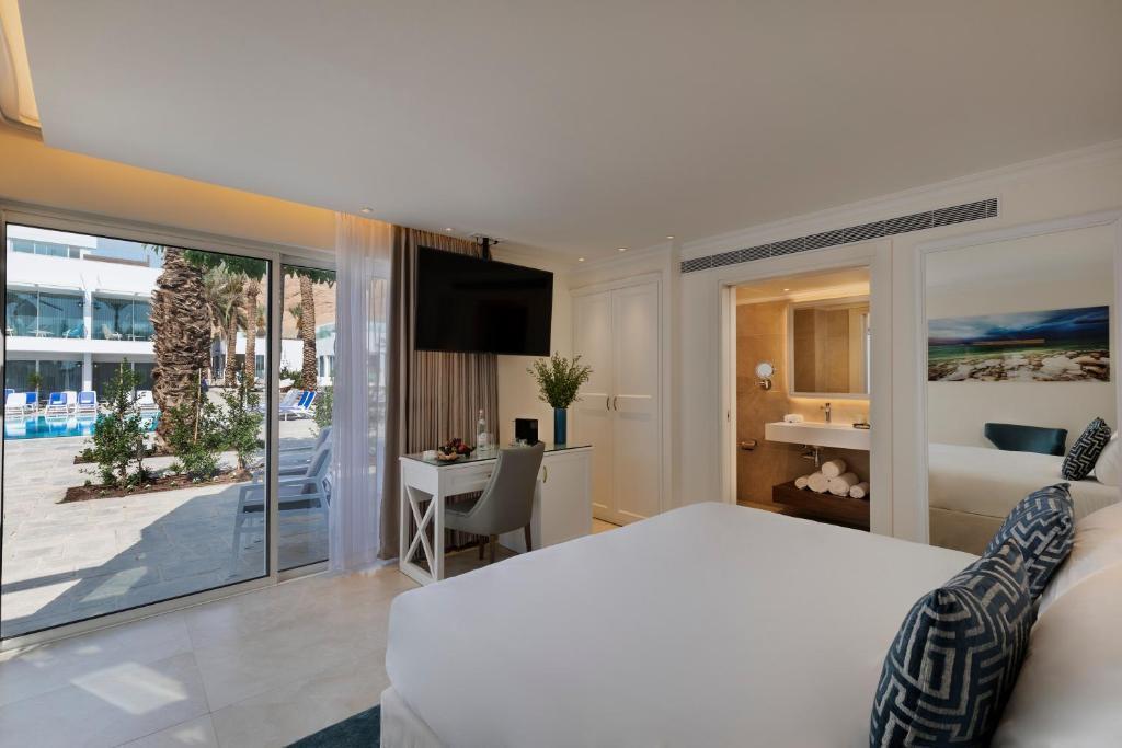 חדר לינה במלון - ספא במלון מילוס ים המלח