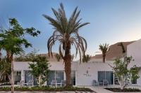 חזית המלון  - ספא במלון מילוס ים המלח