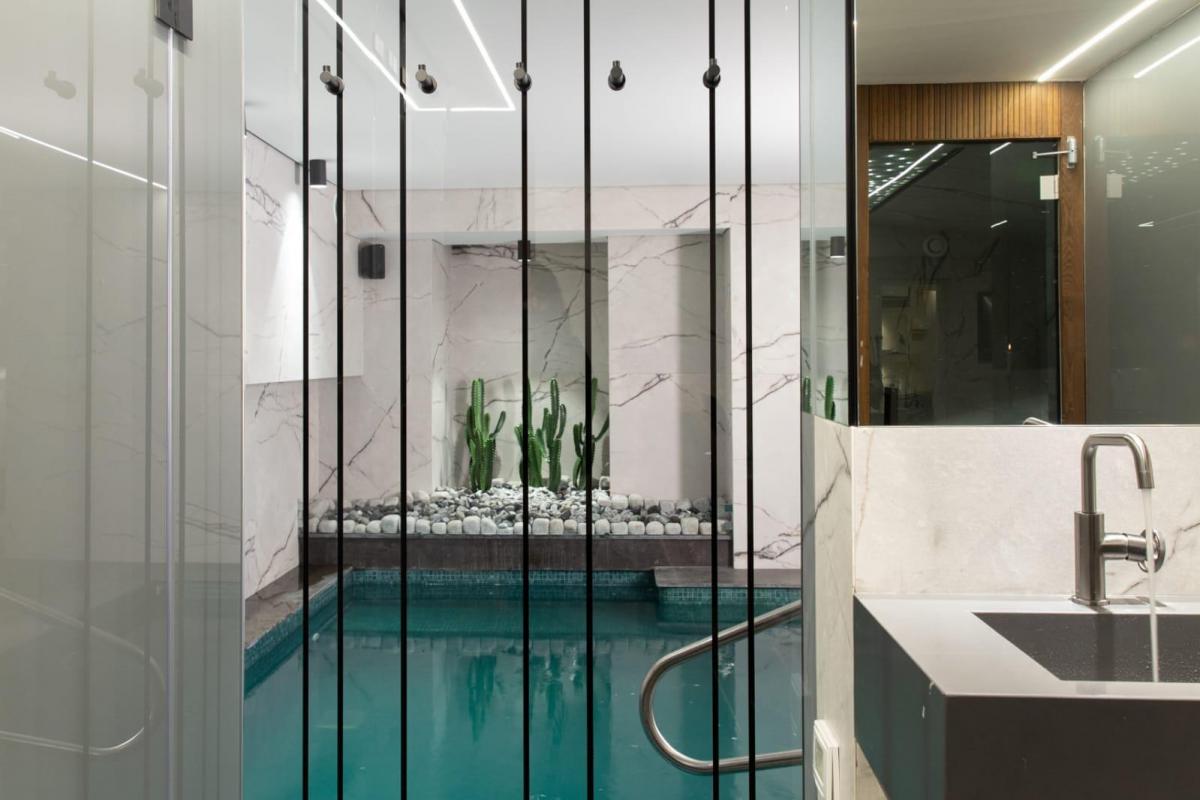 בריכה במתחם פרטי - ספא בהר מתחם פרמיום ירושלים