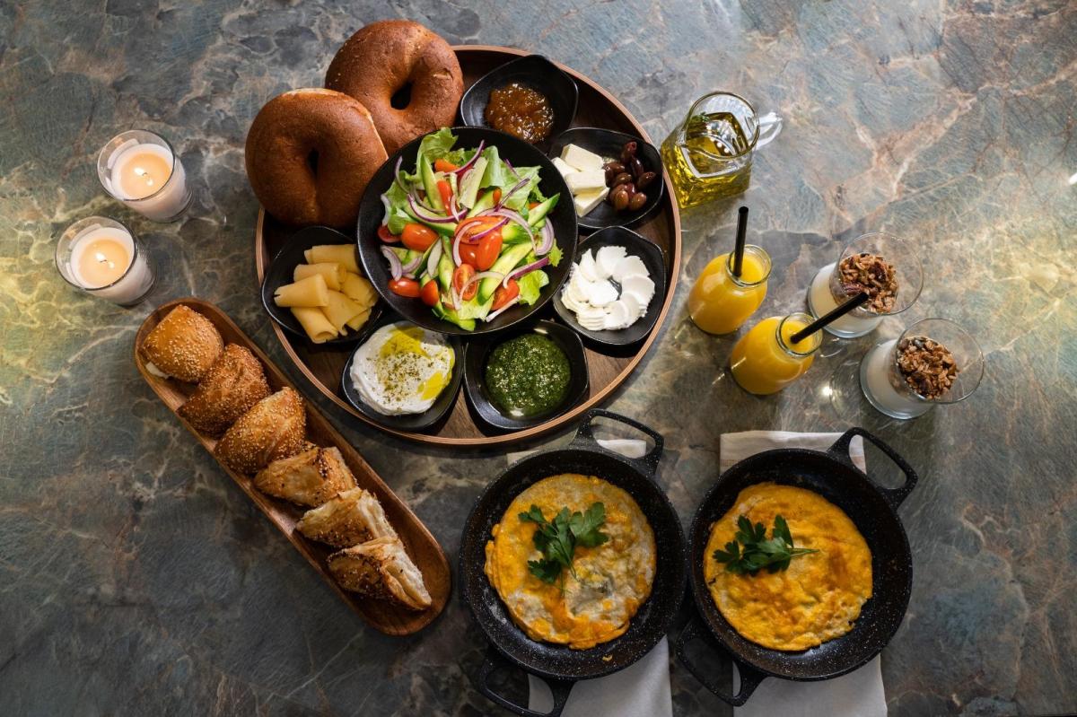 ארוחת בוקר כשרה למהדרין - ספא בהר מתחם פרמיום ירושלים