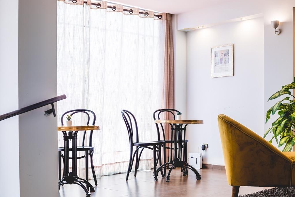   פינות ישיבה במלון - מלון ספא סאטורי