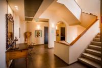   פרוזדור במתחם המלון - מלון ספא סאטורי