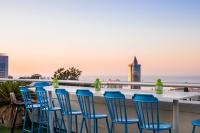  בר על גג המלון למול שקיעה - מלון ספא סאטורי