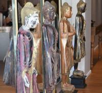  פסלים בכניסה - אורבן ספא TLV