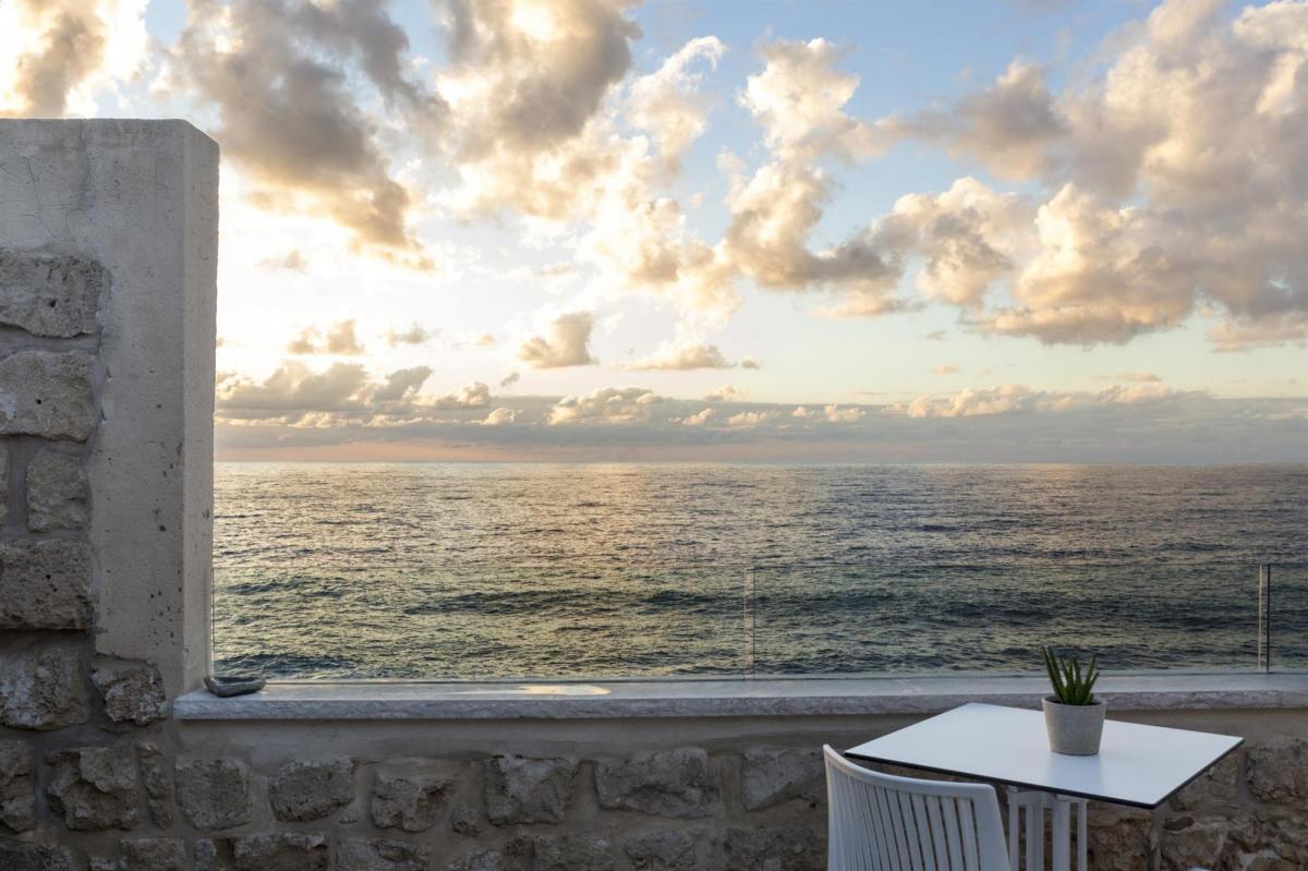 נוף הים מגג המלון - ספא במלון עכותיקה בעכו