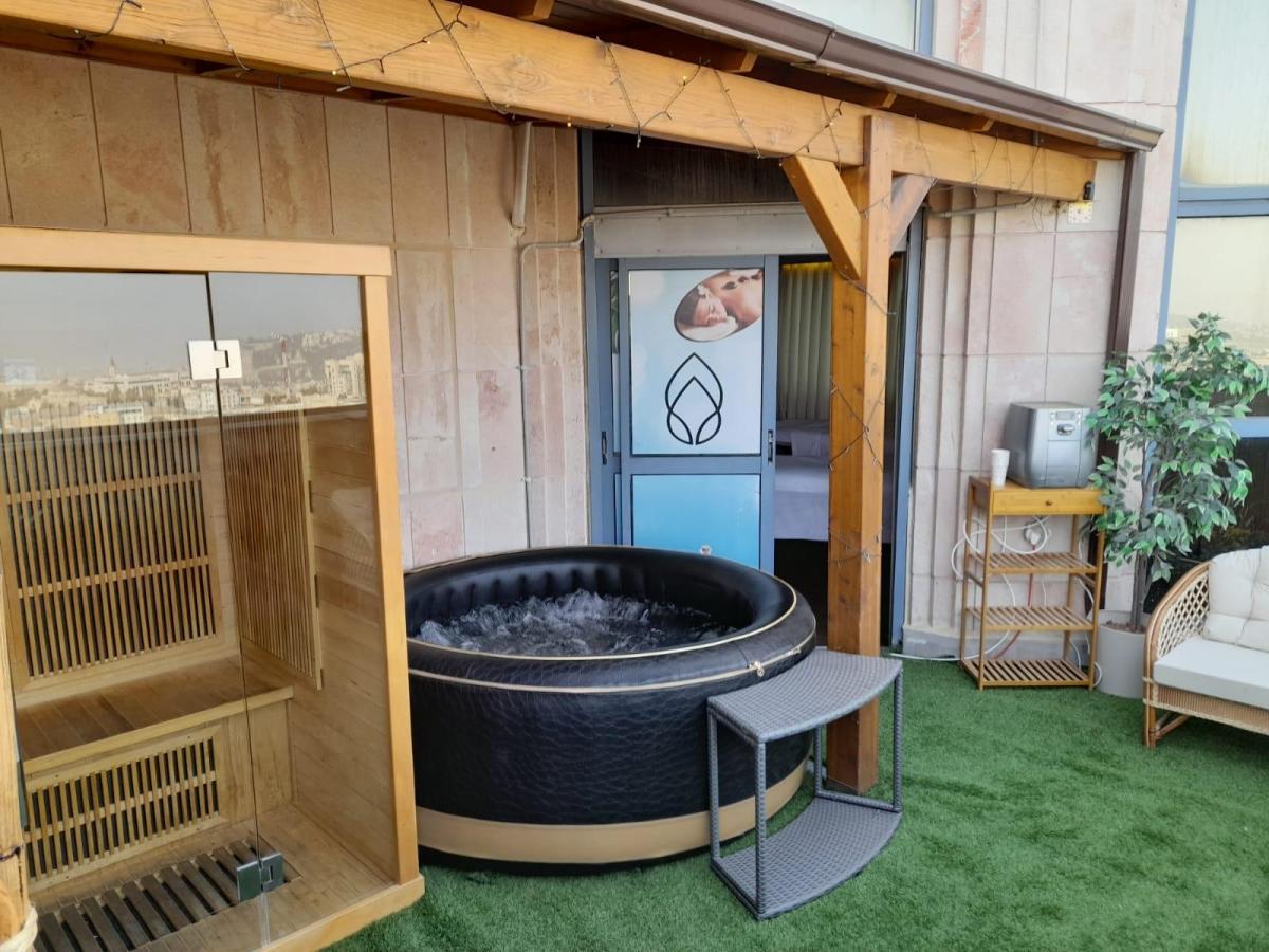   המתחם הפרטי ביום - My Jerusalem Spa