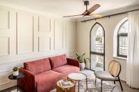   חדר במלון אלבי