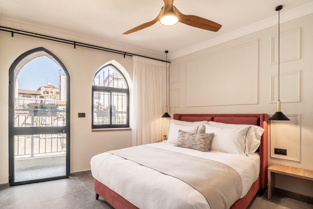   חדר לינה במלון אלבי