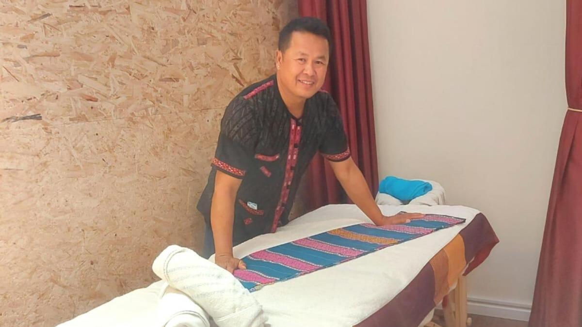   סוריו קטשופה - Yoyo Thai Massage